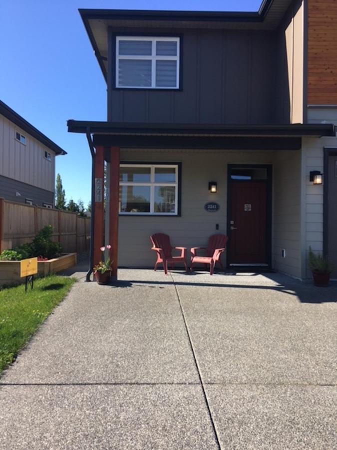 Mollys Cottage-The Suite On Vancouver Island Near Yyj Airport And The Wa And Bc Ferries North Saanich Exteriér fotografie